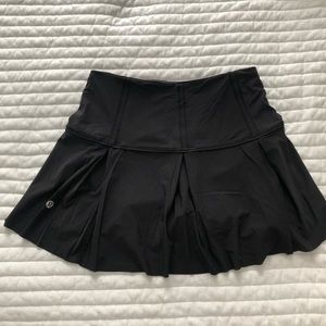 Lululemon skirt 2